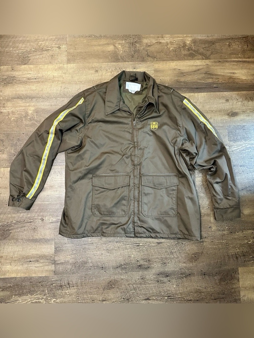 UPS delivery uniform brown jacket workwear 2XL